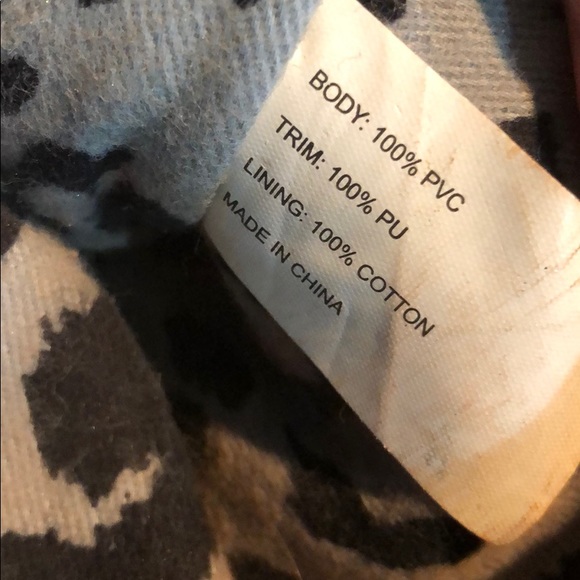 🛼Betsey Johnson Clutch - Picture 8 of 11